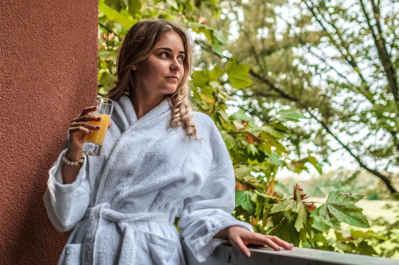 Hotel Pagony Wellness Nyíregyháza Dış mekan fotoğraf