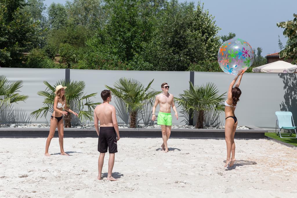 Hotel Pagony Wellness Nyíregyháza Dış mekan fotoğraf