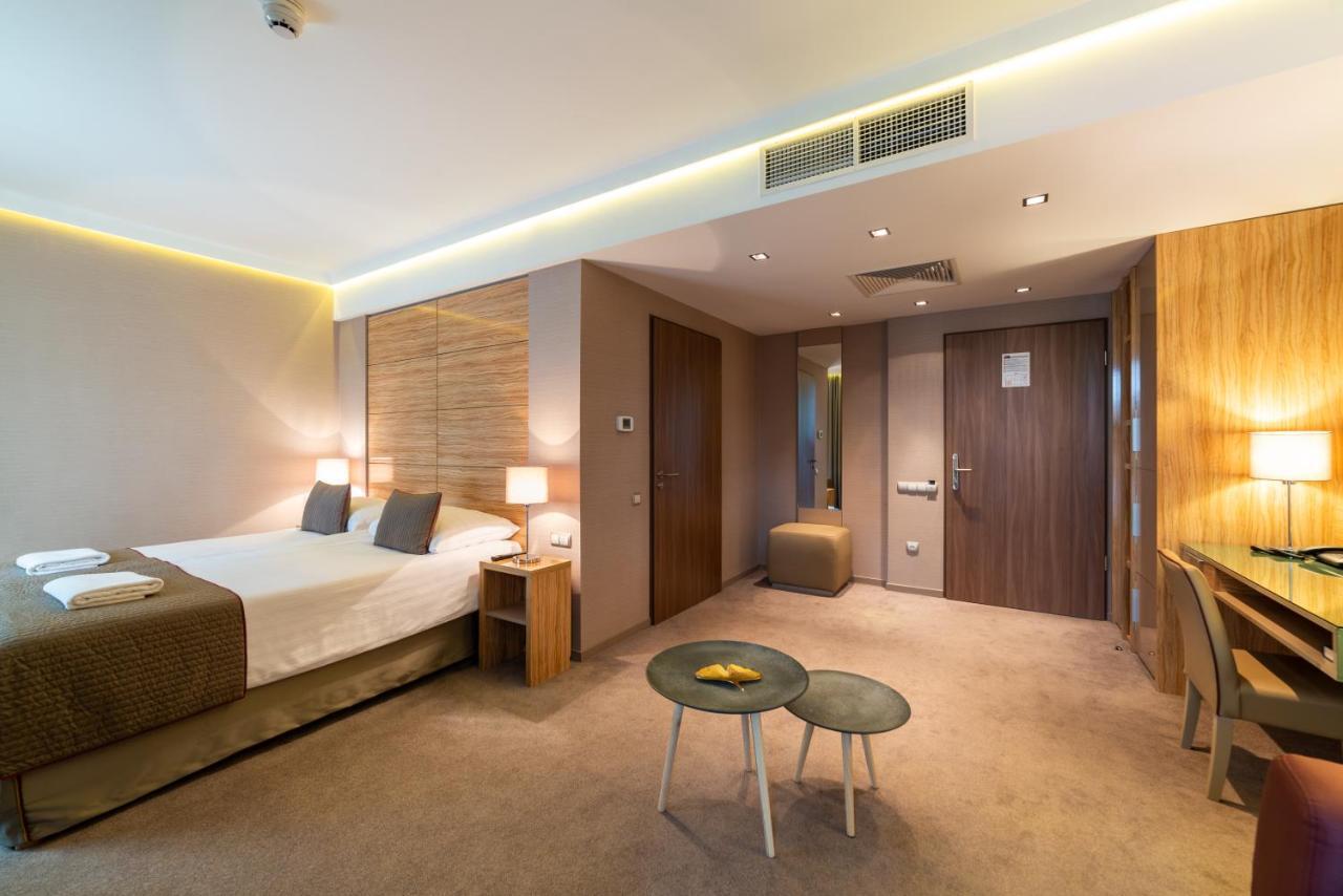 Hotel Pagony Wellness Nyíregyháza Dış mekan fotoğraf