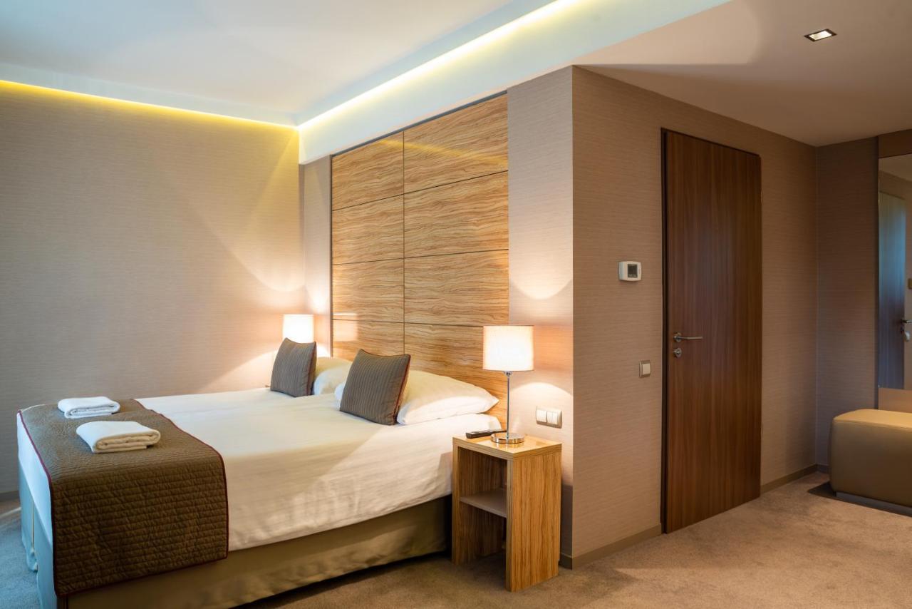 Hotel Pagony Wellness Nyíregyháza Dış mekan fotoğraf