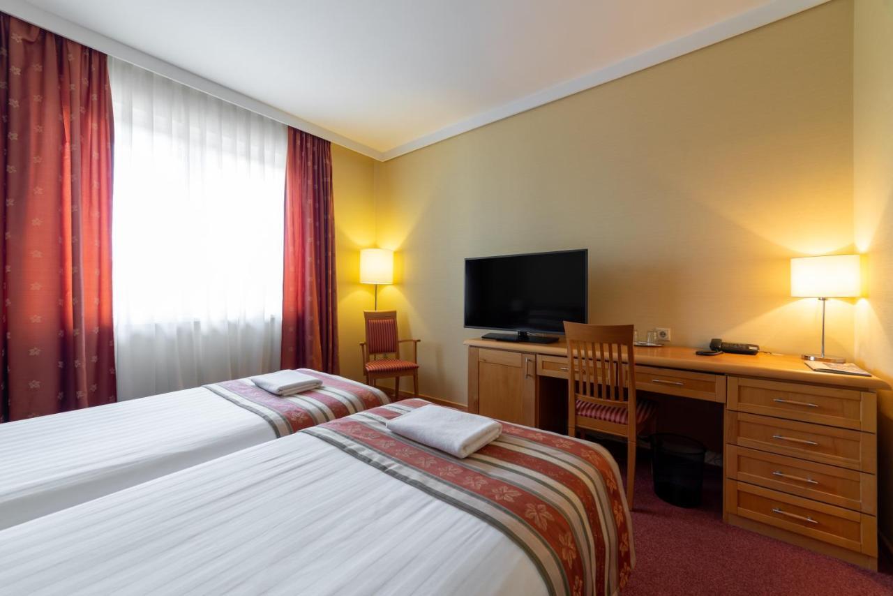 Hotel Pagony Wellness Nyíregyháza Dış mekan fotoğraf
